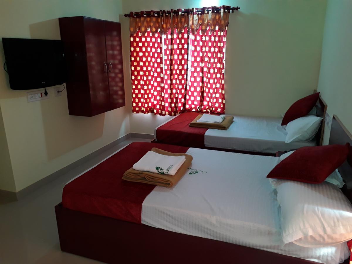 Hotel Ganga Residency Kuzhittura Extérieur photo